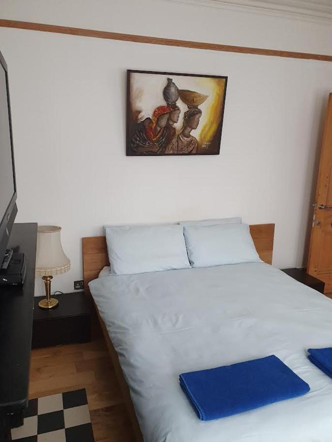 Number 33 Homestay